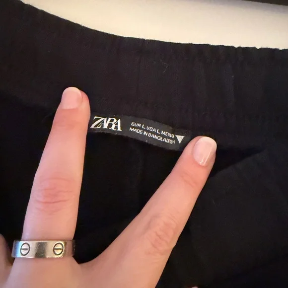 BLACK Flare Cargo Sweatpants (cover photo for reference) - Picture 7 of 7